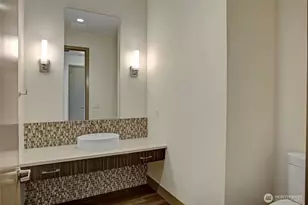2015 2nd Ave, Seattle, WA 98121 - Photo 24