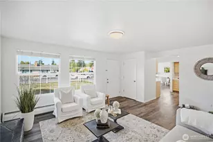 626 9th Ave SE, Puyallup, WA 98372 - Photo 2