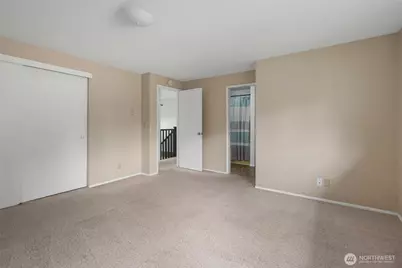 660 SW Harrier Circle #2, Oak Harbor, WA 98277 - Photo 34