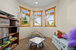 211 S Naches St, Buckley, WA 98321 - Photo 8