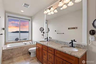 11928 Possession Lane, Edmonds, WA 98026 - Photo 18