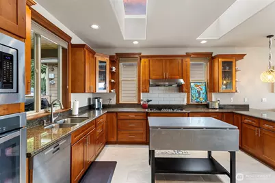 11928 Possession Lane, Edmonds, WA 98026 - Photo 10