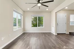 22998 Cherry St, Black Diamond, WA 98010 - Photo 12