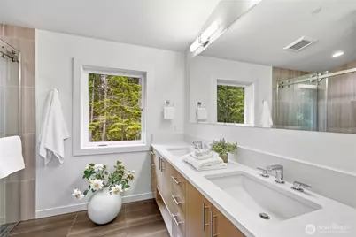 6015 Chorus Frog Street NE, Bainbridge Island, WA 98110 - Photo 36