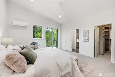 6015 Chorus Frog Street NE, Bainbridge Island, WA 98110 - Photo 34