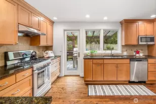 3039 NE 86th St, Seattle, WA 98115 - Photo 10