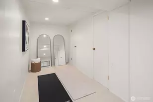 9608 5th Ave NE, Seattle, WA 98115 - Photo 34