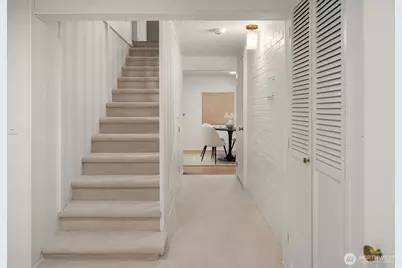 9608 5th Avenue NE, Seattle, WA 98115 - Photo 22