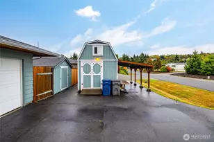 18727 Fishermans Loop, Burlington, WA 98233 - Photo 4