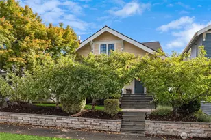 6264 19th Ave NE, Seattle, WA 98115 - Photo 2