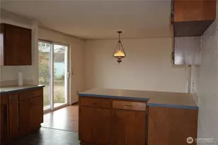 711 Christman Pl, Port Angeles, WA 98362 - Photo 8