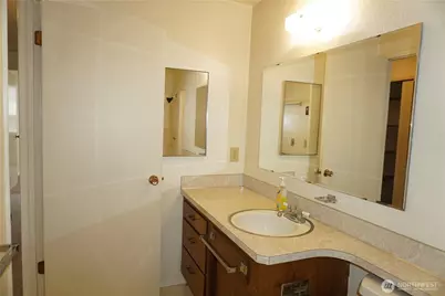 711 Christman Place, Port Angeles, WA 98362 - Photo 18