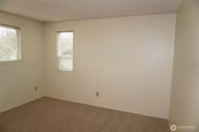 711 Christman Place, Port Angeles, WA 98362 - Photo 16