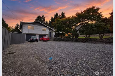 7102 100th Street E, Puyallup, WA 98373 - Photo 1