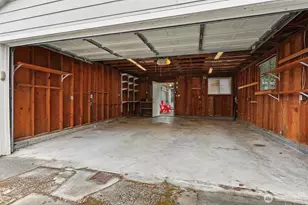 9508 Mary Ave NW, Seattle, WA 98117 - Photo 32