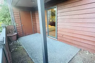 15609 NE 18th St, Bellevue, WA 98008 - Photo 16
