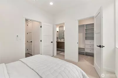 2328 Franklin Avenue E #G, Seattle, WA 98102 - Photo 24