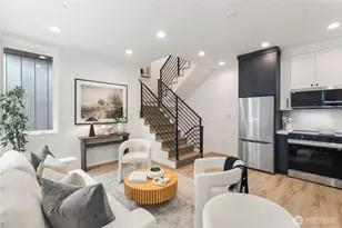 2328 Franklin Ave E, Seattle, WA 98102 - Photo 18