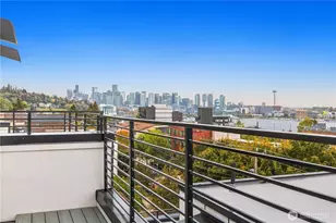 2328 Franklin Ave E, Seattle, WA 98102 - Photo 28