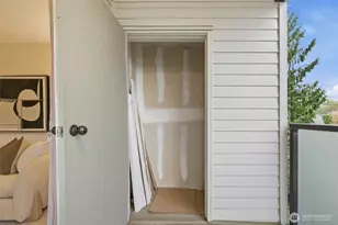 5225 50th Ave NE, Seattle, WA 98105 - Photo 24
