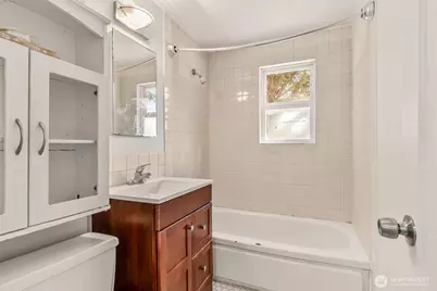 17024 8th Avenue NE, Shoreline, WA 98155 - Photo 16