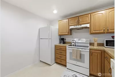 6702 139 Avenue NE #750, Redmond, WA 98052 - Photo 8