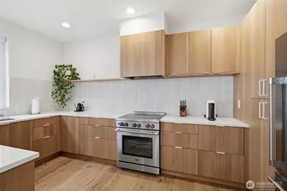 514 NE 102nd Street #B, Seattle, WA 98125 - Photo 10