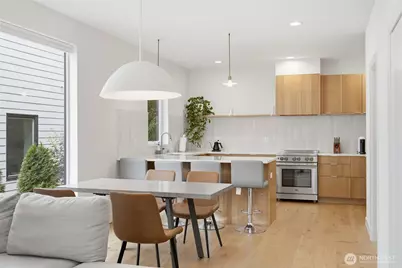 514 NE 102nd Street #B, Seattle, WA 98125 - Photo 6