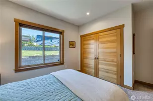 7940 Beach Dr E, Port Orchard, WA 98366 - Photo 20