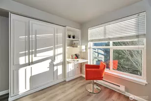 530 Melrose Ave E, Seattle, WA 98102 - Photo 10