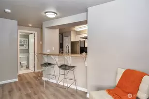 530 Melrose Ave E, Seattle, WA 98102 - Photo 4