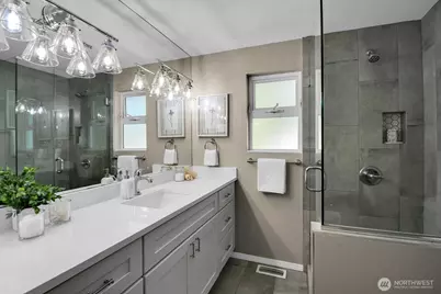 17465 NE 163rd Place, Woodinville, WA 98072 - Photo 14