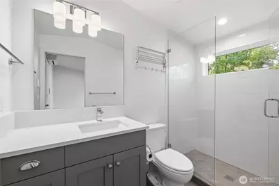 2536 31st Avenue W, Seattle, WA 98199 - Photo 36