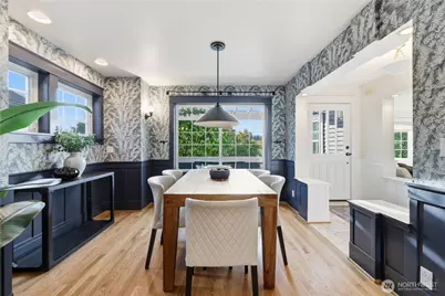 2536 31st Avenue W, Seattle, WA 98199 - Photo 8