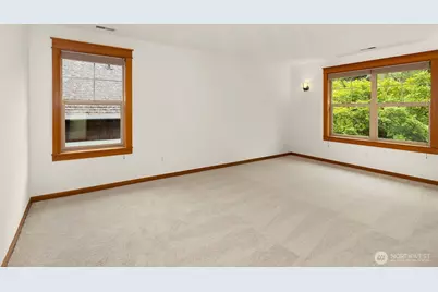 1905 NE 125th Street, Seattle, WA 98125 - Photo 14