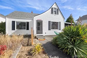 1227 E 4th St, Port Angeles, WA 98362 - Photo 4