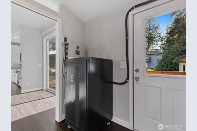 7883 San Juan Ave, Clinton, WA 98236 - Photo 14