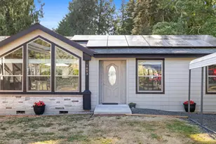 7883 San Juan Ave, Clinton, WA 98236 - Photo 2