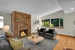 1714 NE Brockman Pl, Seattle, WA 98125 - Photo 4