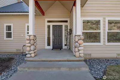 9375 N Fork Road, Cashmere, WA 98815 - Photo 4