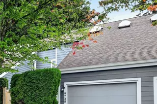 9738 Ashworth Ave N, Seattle, WA 98103 - Photo 2