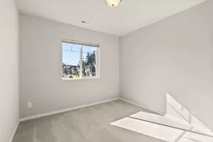 28001 S 14th Ct, Des Moines, WA 98003 - Photo 26