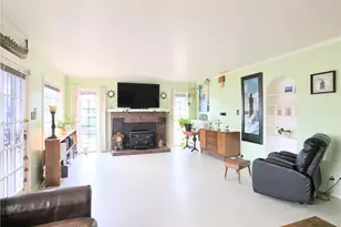 723 5th Ave NW, Puyallup, WA 98371 - Photo 4