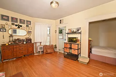 1716 Boylston Avenue, Seattle, WA 98122 - Photo 8