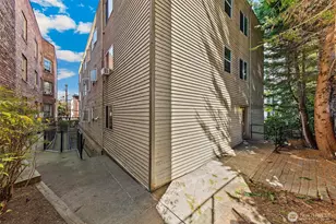 1716 Boylston Ave, Seattle, WA 98122 - Photo 4