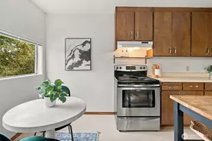 1827 4th Ave W, Seattle, WA 98119 - Photo 10