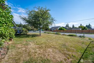 3215 21st St, Everett, WA 98201 - Photo 4