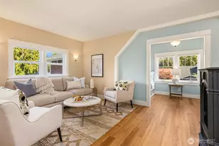 9536 NE Northtown Loop, Bainbridge Island, WA 98110 - Photo 32