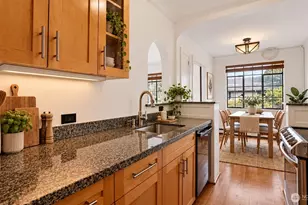 3121 Franklin Ave E, Seattle, WA 98102 - Photo 14