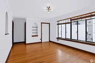 3121 Franklin Ave E, Seattle, WA 98102 - Photo 8